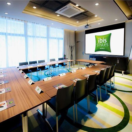 Ibis Budget Brest Centre Port Exterior photo