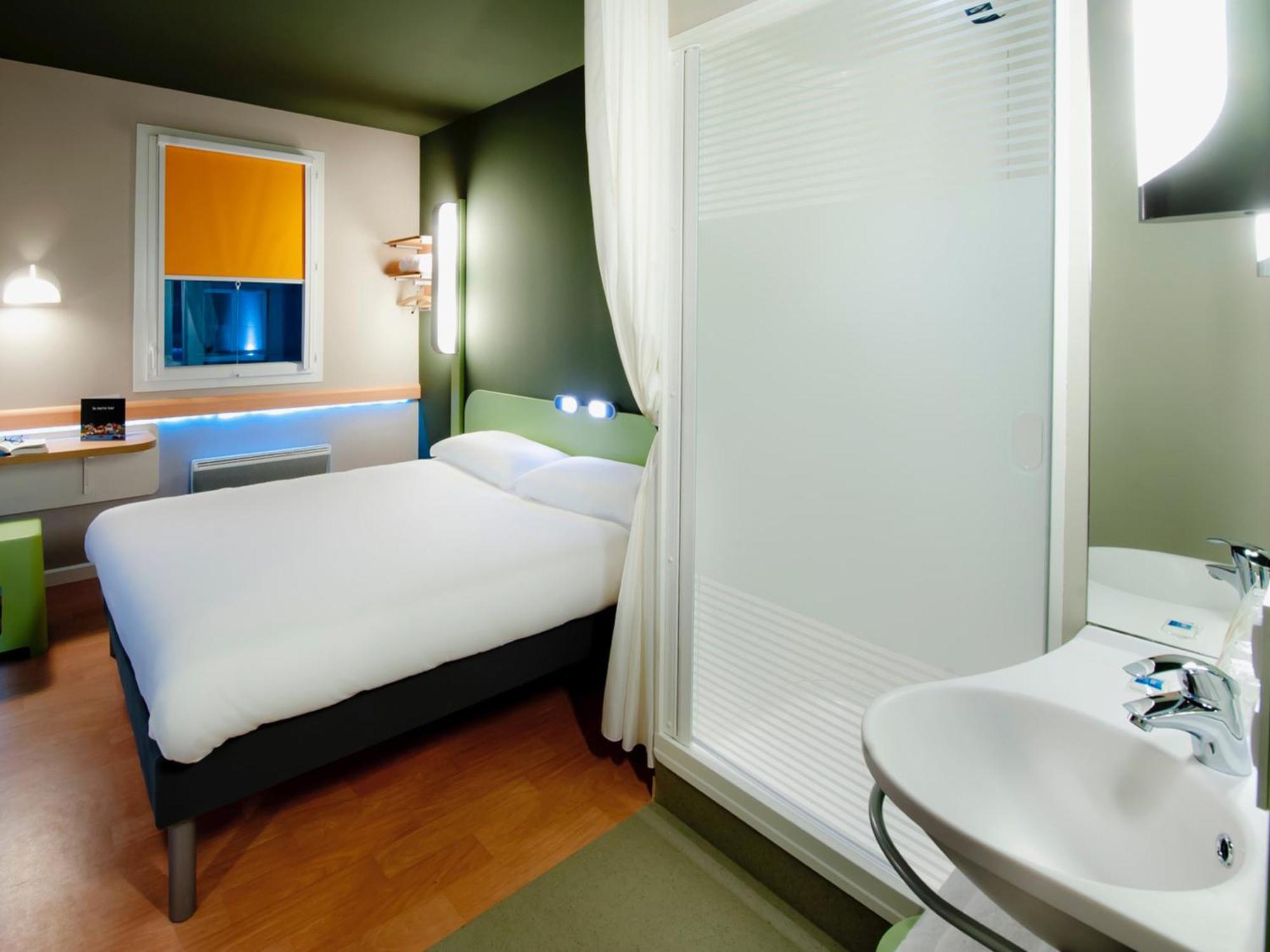 Ibis Budget Brest Centre Port Exterior photo