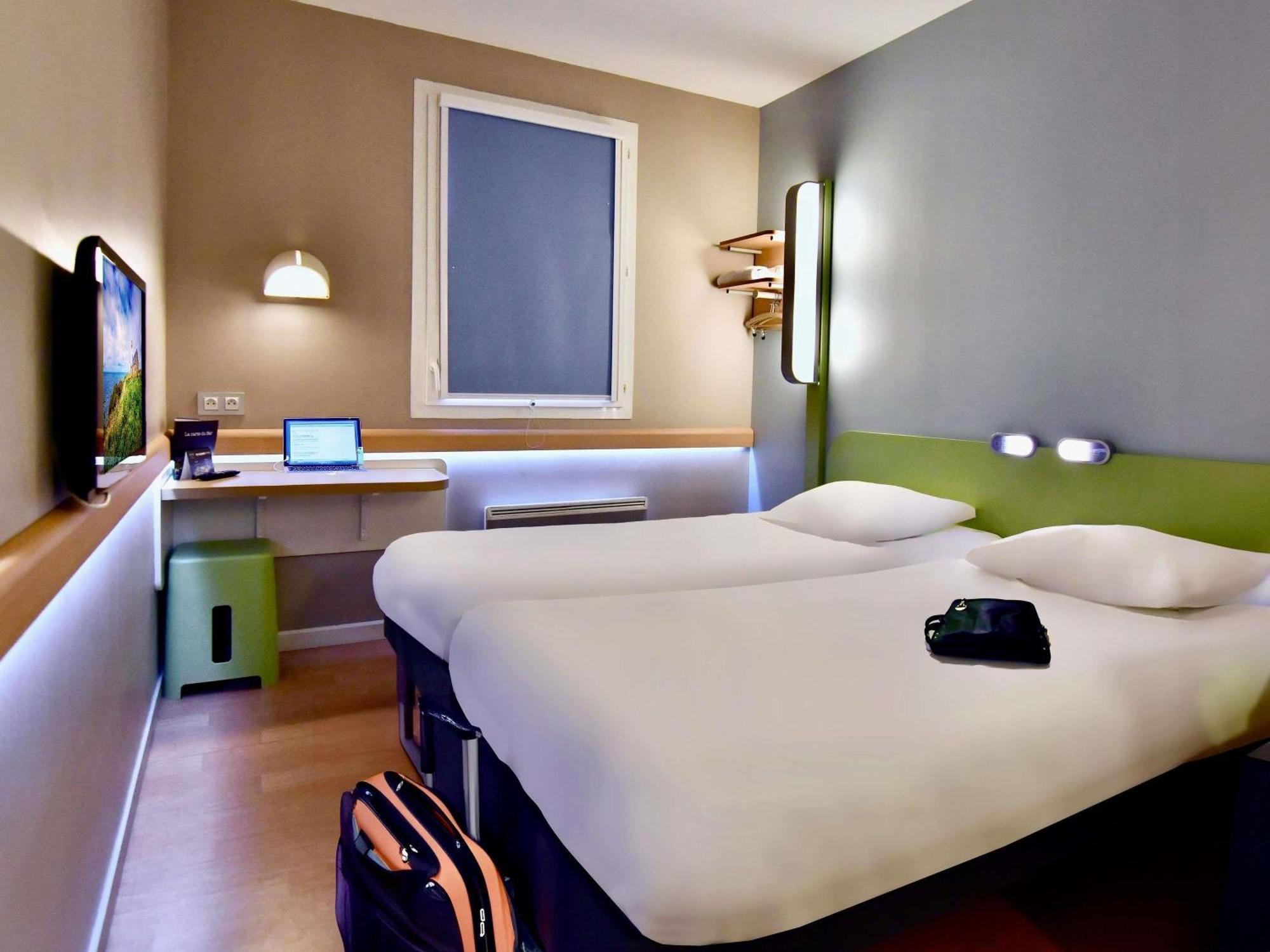 Ibis Budget Brest Centre Port Exterior photo