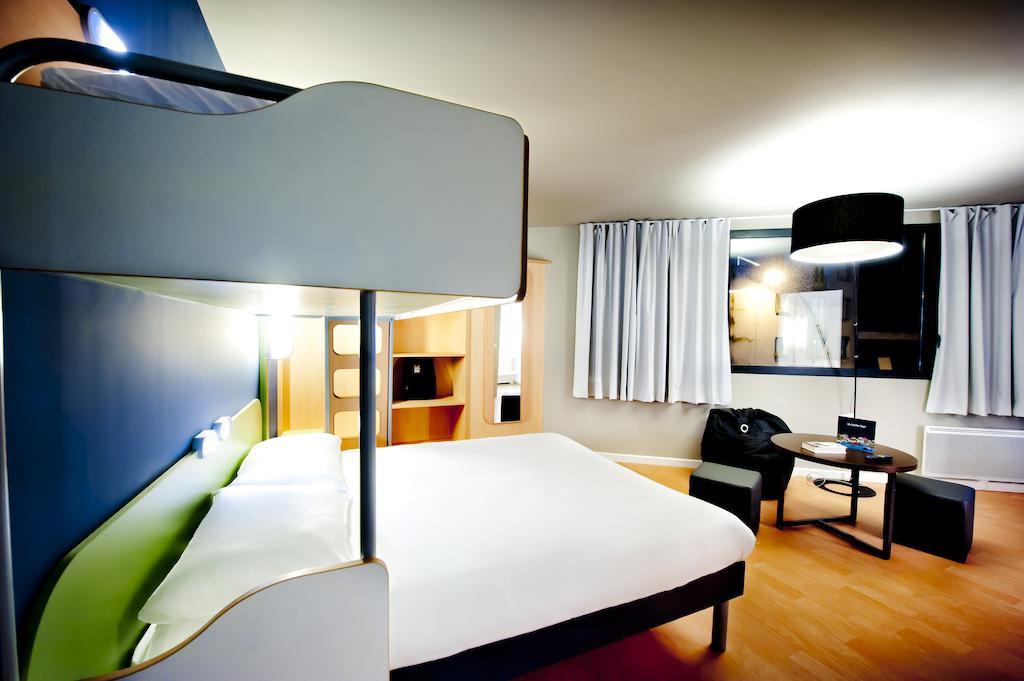 Ibis Budget Brest Centre Port Room photo